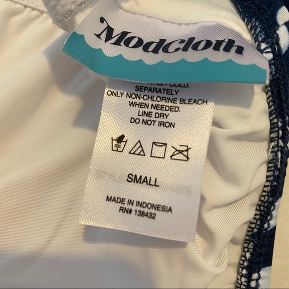 ModCloth Reese retro one piece - Picture 9 of 12